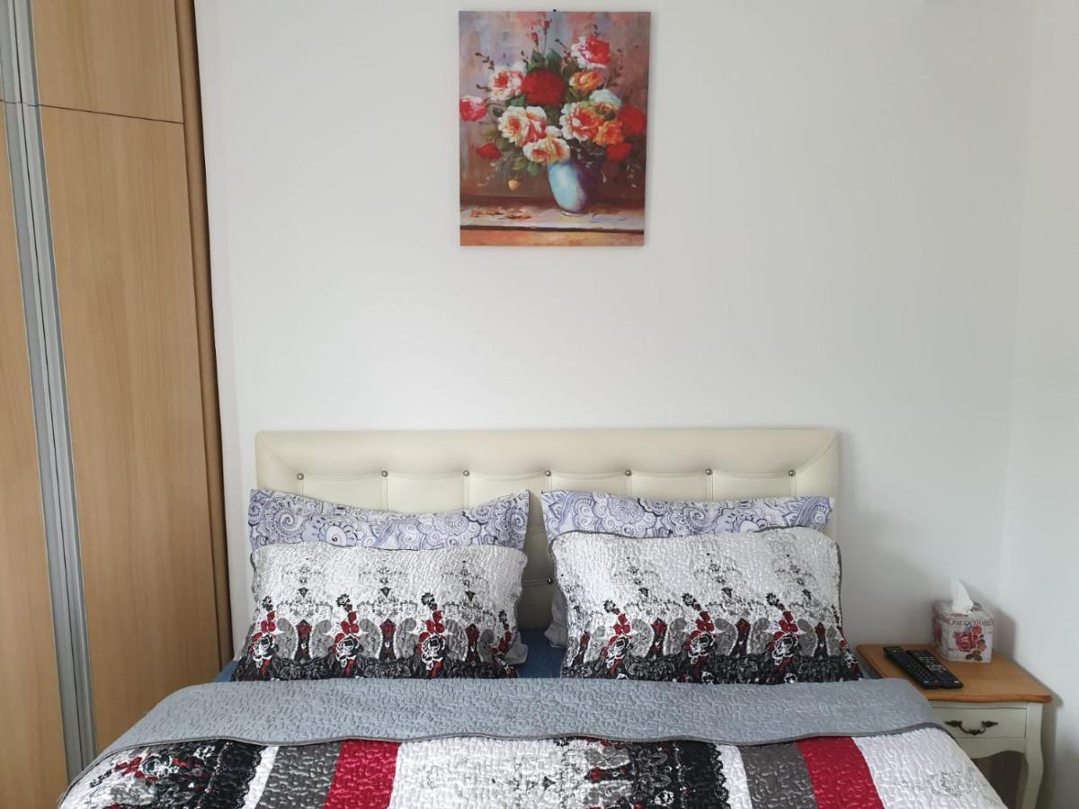 Ferienwohnung Sophie Apartament Sinaia Exterior foto